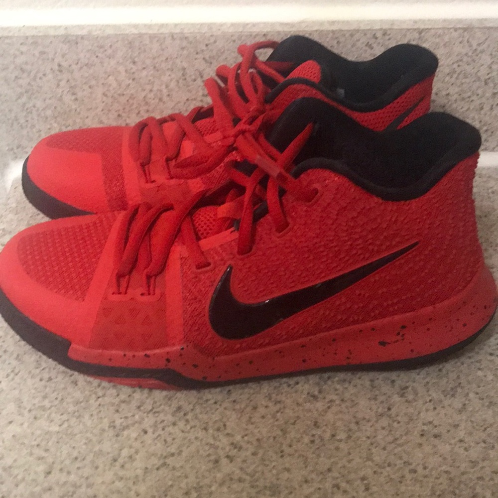 Red Youth Nike’s